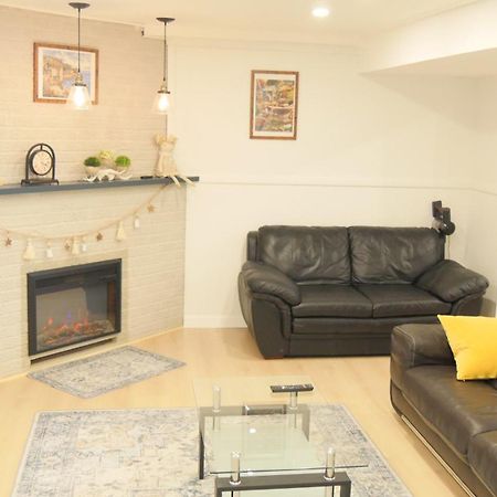 Applewood Gardens Apartment Mississauga Zewnętrze zdjęcie