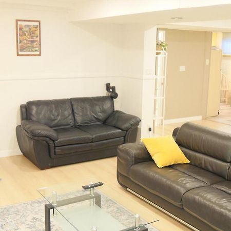 Applewood Gardens Apartment Mississauga Zewnętrze zdjęcie